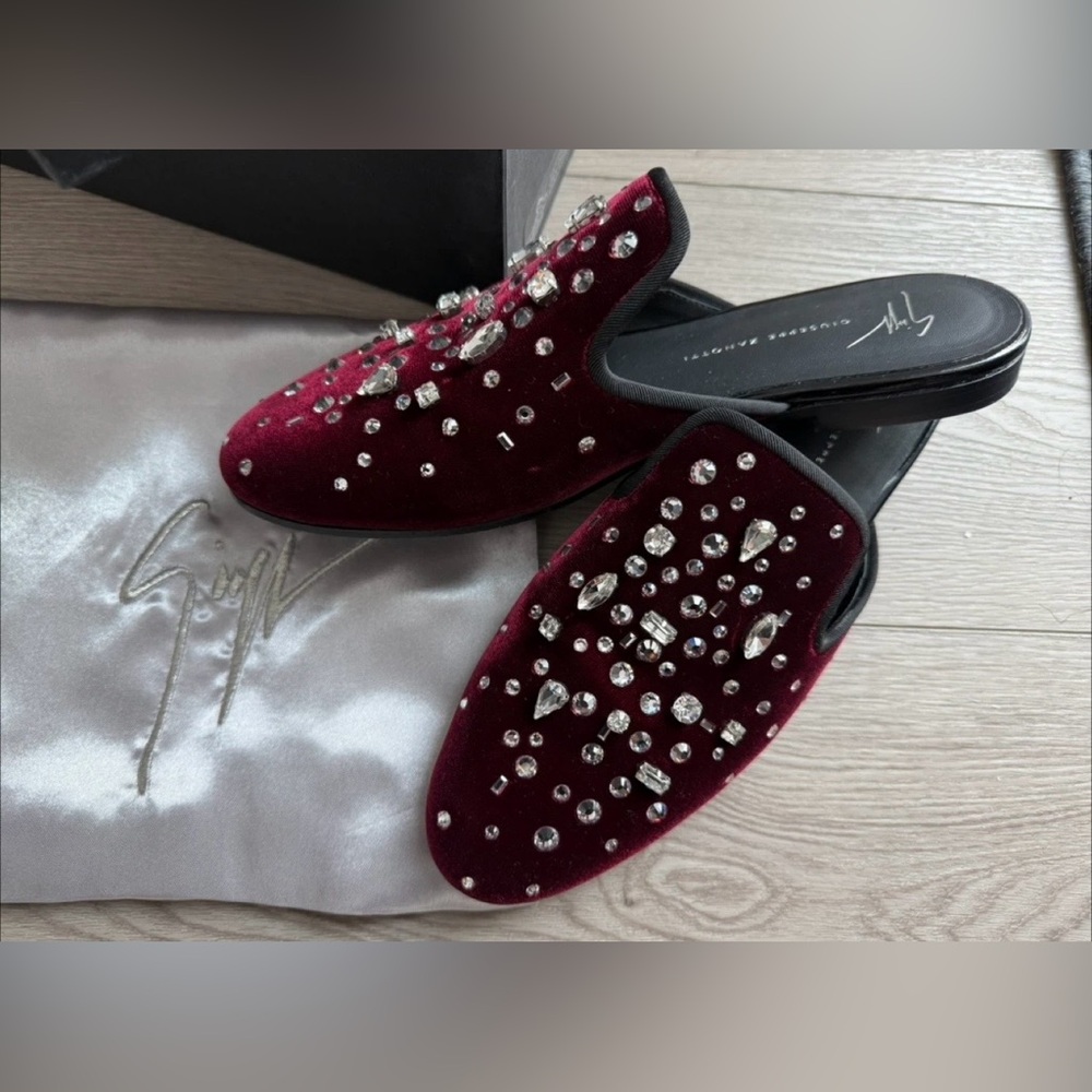 Giuseppe Zanotti Elsa Crystal Velvet Mules